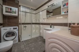 Gornji Bukovac, Namješten četverosobni stan na drugom katu - 155m2, Appartement