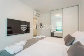 Istra, Štinjan, dugoročni najam luksuznog stana 110m2 na drugom katu s tri spavaće sobe, Pula, Apartamento