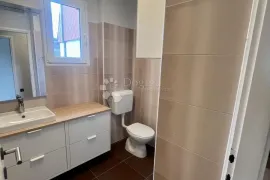 EKSKLUZIVNO! RENOVIRAN STAN 62,75 M2 - PAZIN, Pazin, شقة