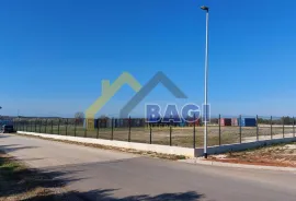 Najam zemljišta, lagera - Poreč, Buići 2800m2, Poreč, Terra