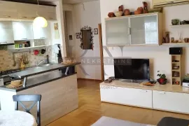 PRODAJA,STAN,ZAGREB-NOVI ZAGREB ISTOK -VELIKO POLJE ,4S,BALKON,VRT,SPREMIŠTE,PARKING, Zagreb, Appartment