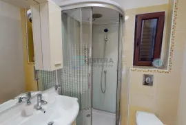 Apartman PRODAJA Bibinje 86,08 m2 120 m od mora vrt, Bibinje, Apartamento