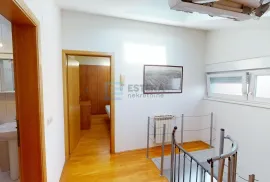 Stan Prodaja, Kajzerica, Južna obala II, dvoetažni 72 m2, Zagreb, Appartment