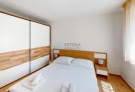 Apartmanska kuća s 10 app i bazen!, Zadar - Okolica, Haus