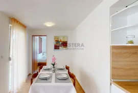 Apartmanska kuća s 10 app i bazen!, Zadar - Okolica, Kuća