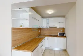 Apartmanska kuća s 10 app i bazen!, Zadar - Okolica, Casa