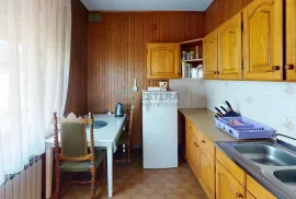 Kuća prodaja Vrbovec  300 m2 + poslovni prostor, Vrbovec, Kuća