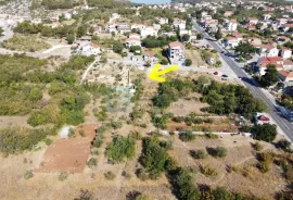 Prodaja zemljišta 1700 m2 blizina mora i jezera Vrana, Pakoštane, Γη