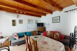 Kuće prodaja Ugljan 238 m2 + 112 m2 + velika okućnica, Preko, Casa