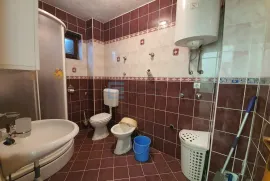 KUĆA S GOSPODARSKIM OBJEKTIMA PARUŽEVAC 400 m2 79.500 €, Dubrava, Kuća