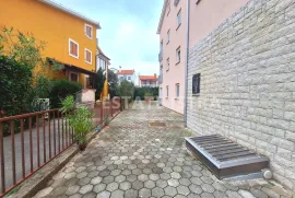 Rovinj - stan sa tavernom u neposrednoj blizini mora i plaža, Rovinj, Appartement