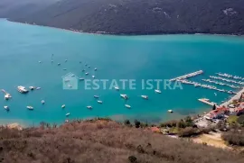 Novo- namještena kuća sa pogledom na more., Raša, Casa