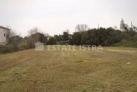 Prodaje se građevinsko zemljište površine 3004 m2 blizu centra Vodnjana, Vodnjan, Land