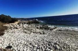 Šišan, poljoprivredno zemljište u blizini plaže, Ližnjan, Terra