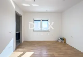 KOSTRENA - moderna novogradnja u prvom redu od mora, Kostrena, Appartment