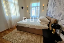 OPATIJA, CENTAR - novouređeni stan s dva balkona, Opatija, Appartment