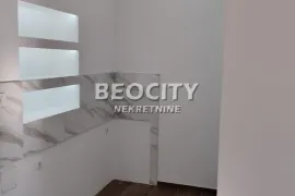 Novi Sad, Centar, Trg Republike, 1.5, 28m2, Novi Sad - grad, Appartement