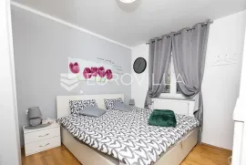 Rijeka, Gornji Zamet, predivan trosoban stan NKP 65 m2, pogled na more, Rijeka, Διαμέρισμα