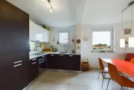 Fažana, Peroj, apartman sa pogledom na more, Vodnjan, Stan