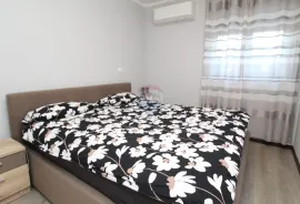 Istra, Poreč - Dvosoban stan u prizemlju na 700 metara od mora, Poreč, Appartment