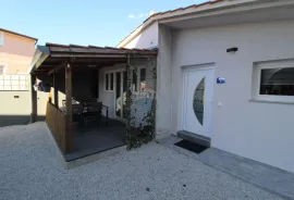 Istra, Poreč- Samostojeća kuća s bazenom, Poreč, Haus