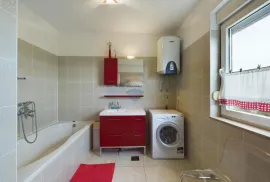 Fažana, Peroj, apartman sa pogledom na more, Vodnjan, Appartamento