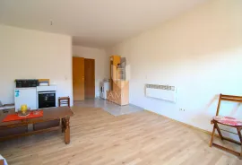 Opatija, Pobri, garsonjera u prizemlju stambene zgrade, Opatija - Okolica, Apartamento