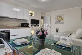 Novi Sad, Centar, Železnička, 3.0, 60m2, Novi Sad - grad, Appartement