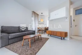 Zagreb, Maksimir, simpatičan trosoban stan s velikom terasom, Zagreb, Appartement