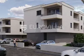 Istra, Štinjan, penthouse, 2 garaže, parking, ostava, pogled na more, Pula, Appartement