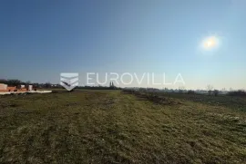 Đakovo, Novo polje, građevinsko zemljište 5654 m2, investicija, Đakovo, Terrain