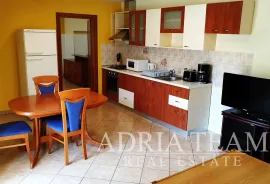 VILA SA 7 APARTMANA, POGLED NA MORE - DIKLO, ZADAR, Zadar, Casa