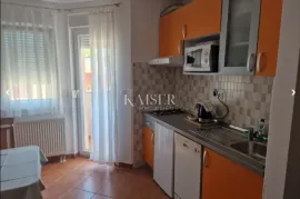 Istra, Umag, okolica – kuća sa 7 apartmana i bazenom u blizini mora, Umag, Σπίτι