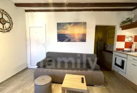 ŠARMANTAN NOVOUREĐEN STAN U CENTRU GRADA 50 M OD RIVE, Rovinj, Wohnung