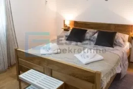 PRODAJA kuća za odmor 160 m2, bazen, Perušić Benkovački, Benkovac, Casa