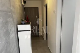 Krnjevo, adaptirani 3S+DB, jug, lođa, pogled!!, Rijeka, Apartamento