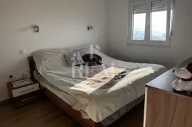 Krnjevo, adaptirani 3S+DB, jug, lođa, pogled!!, Rijeka, Apartamento