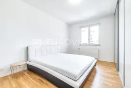 Zagreb, Kajzerica, prekrasan dvosoban stan, 62 m2, Zagreb, Appartment