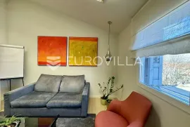 Istra, Pula, strogi centar, jednosoban stan s pogledom na more, NKP 53,48 m2, Pula, Wohnung