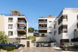 Primošten, trosoban apartman NKP 126,17 m2 s pogledom na more, Primošten, Appartamento