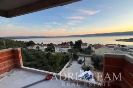 APARTMANI U NOVOGRADNJI UDALJENI 200 m OD MORA - SELINE, Starigrad, Kвартира