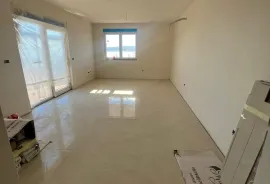 APARTMANI U NOVOGRADNJI UDALJENI 200 m OD MORA - SELINE, Starigrad, شقة