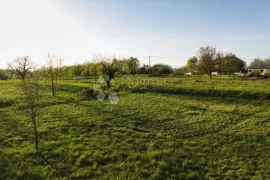 Građevinsko zemljište s projektom i građevinskom dozvolom - ŽMINJ, Žminj, Arazi