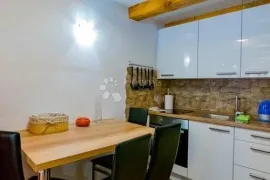 BILICE/VRULJE- PREDIVNA KAMENA KUĆA S BAZENOM, Šibenik - Okolica, Haus