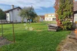 VELIKA GORICA! KUĆA I ZEMLJIŠTE- VRHUNSKA LOKACIJA!, Velika Gorica, Дом