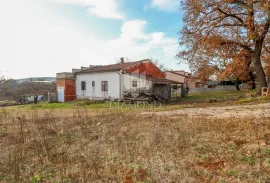 Rovinj, okolica, kuća sa prostranom okućnicom, Rovinj, Kuća