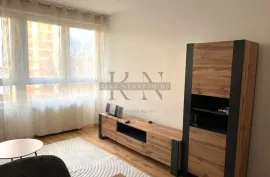 ZAGREB-TREŠNJEVKA-VRBANI-DVOSOBAN I KOMPLETNO UREĐEN I NAMJEŠTEN, Zagreb, Appartment