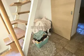 Zagreb-Gornji Grad-Centar- Pantovčak -Lijep 2s stan na TOP LOKACIJI!!!, Zagreb, Apartamento