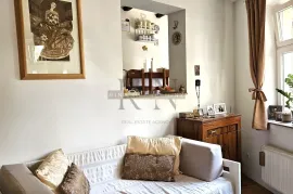 Zagreb-Gornji Grad-Centar- Pantovčak -Lijep 2s stan na TOP LOKACIJI!!!, Zagreb, Apartamento