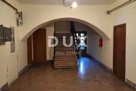 ISTRA, PULA, CENTAR - Uređen 1SS+DB stan smješten na atraktivnoj lokaciji, Pula, Appartment